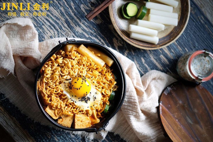 金利集成灶优点大揭秘，厨房再也不怕油烟了