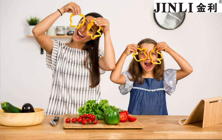 集成灶十大品牌金利：集成灶在厨房的地位越来越高