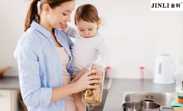 看完这篇你就明白集成灶贵的肯定的！