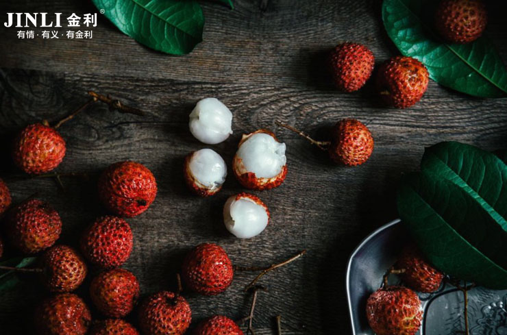 单纯吸烟能力强还不够?集成灶还靠什么吸粉?