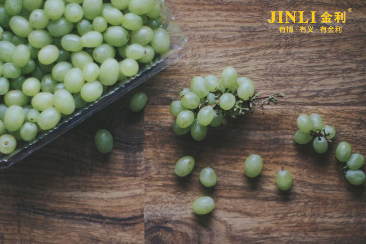 金利集成灶让油烟去它该去的地方