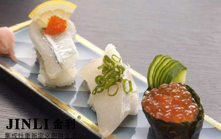 有金利集成灶在,你当天就能和油烟说拜拜