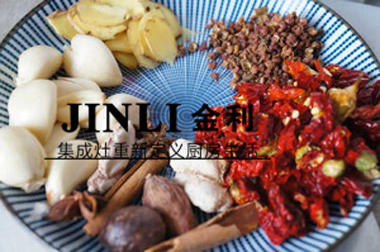 集成灶的独特轻奢华风格,吸引消费者的目光