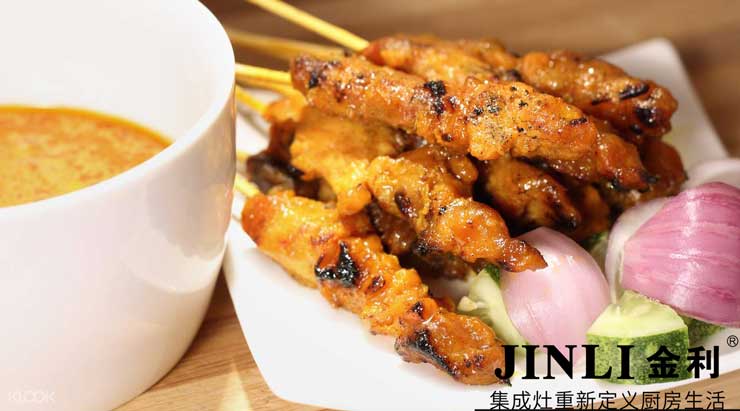 如何脱离油烟弥漫的厨房险境呢?选择集成灶就好