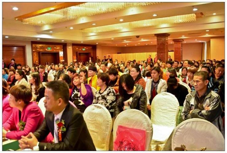 “抓住手中的机遇”金利集成灶云南招商会圆满召开