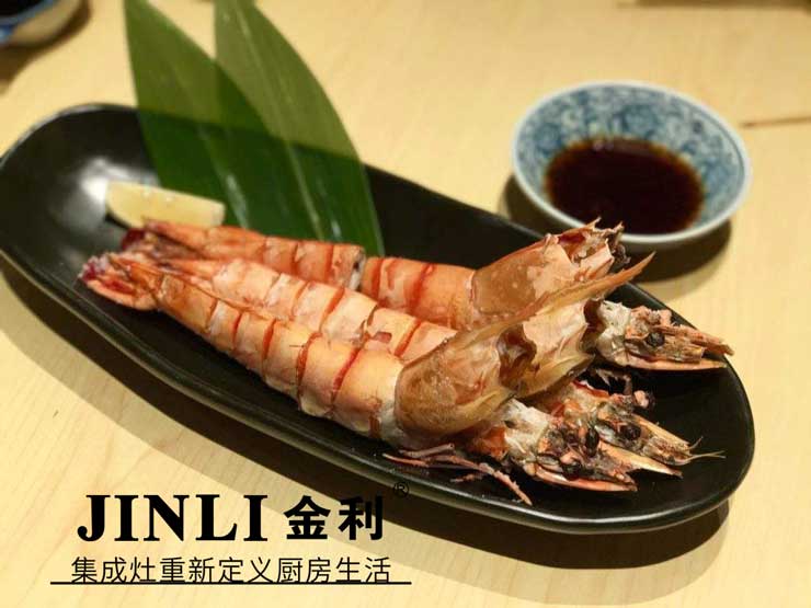 集成灶经销商应用自己的服务打动消费者