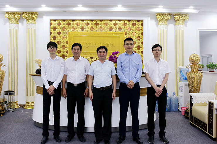 热烈欢迎原黄圃镇社会事务局 、工商银行领导一行莅临金利视察工作