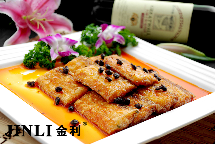 集成灶十大品牌金利 将油烟扫尽，让生活更便捷！