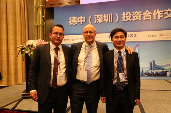 金利集成灶周总和德国领导合影